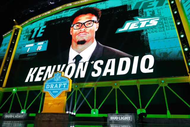 PITTSBURGH, PENNSYLVANIA - APRIL 23: A screen shows Kenyon Sadiq of Oregon after being selected 16th overall by the New York Jets during Round One of the 2026 NFL Draft at Acrisure Stadium on April 23, 2026 in Pittsburgh, Pennsylvania. (Photo by Lauren Leigh Bacho/Getty Images)