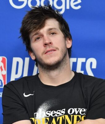 Austin Reaves’ $239 million demand from Lakers is NBA free agency’s biggest question Austin Reaves’ $239 million demand from Lakers is NBA free agency’s biggest question
