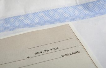 How Earn Wage Access Apps Are Changing Your Paycheck