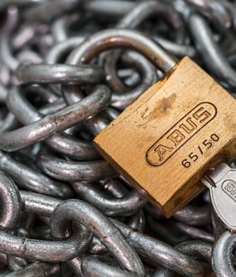 Coinbase Secures CFTC Registration for USDC Clearing