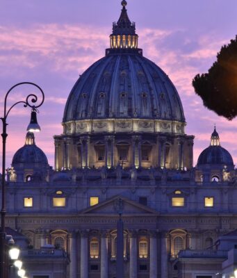 Pope Leo XIV Has Lung Cancer, Vatican Says